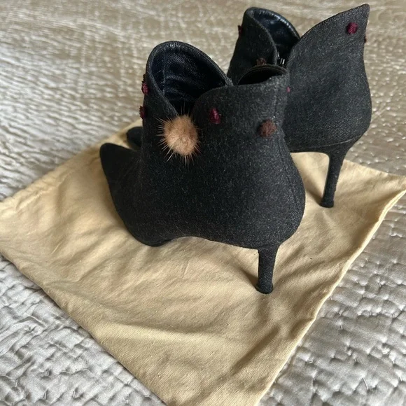 Dior vintage Black  wool ankle Heeled Boots. - Picture 3 of 12